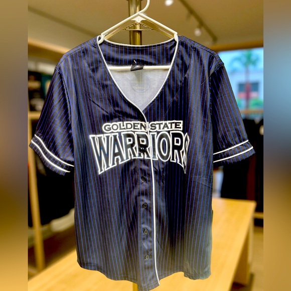 Golden State Warriors Baseball Style Button Up Pinstripe Jersey Large #46 - Picture 1 of 4